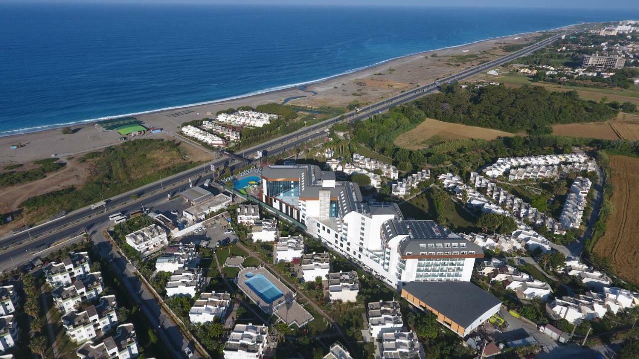 Throne Beach Resort & Spa Side Eksteriør billede