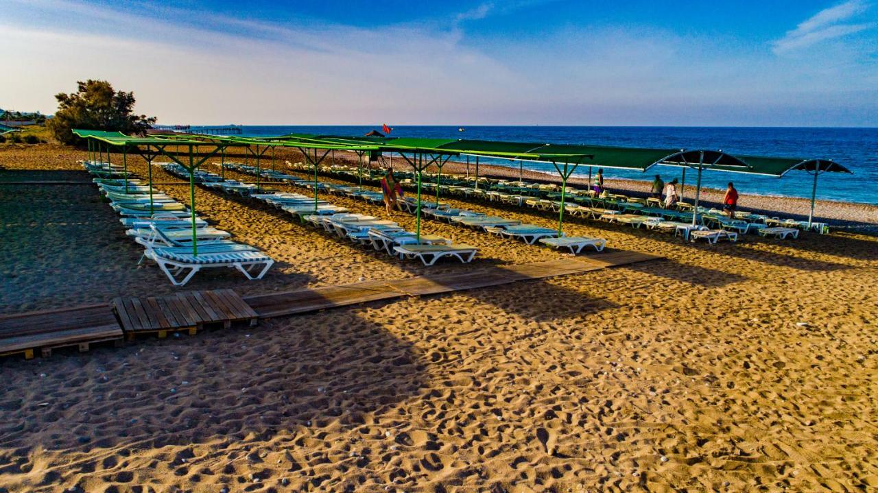 Throne Beach Resort & Spa Side Eksteriør billede