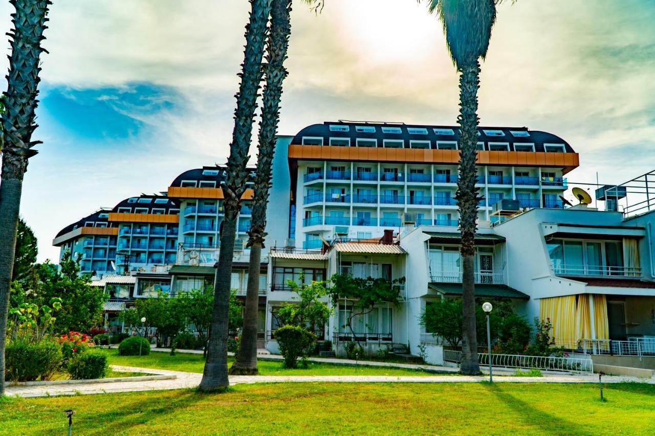 Throne Beach Resort & Spa Side Eksteriør billede