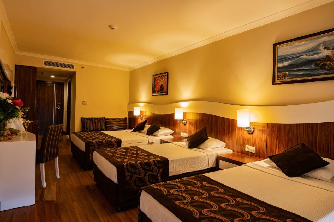 Throne Beach Resort & Spa Side Eksteriør billede